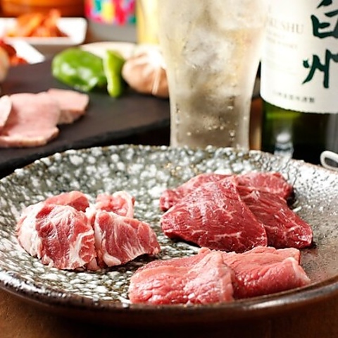 多彩な焼肉や食べ放題コースをご用意。ゆったり過ごせる落ち着いた雰囲気の店内です◎
