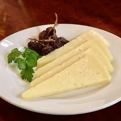 スペイン産羊乳チーズ