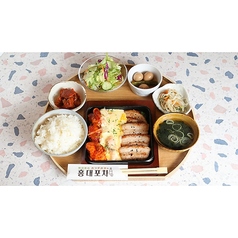 韓国料理 ホンデポチャ 横浜西口店の特集写真