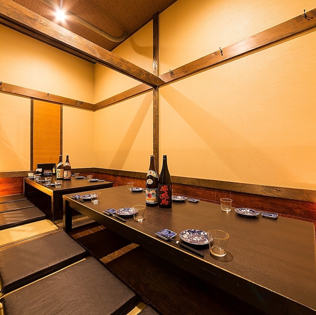 大小宴会に！2名様から最大50名様まで、掘りごたつの個室ご用意いたします。