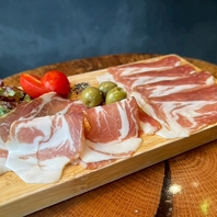 一杯を引き立てる料理