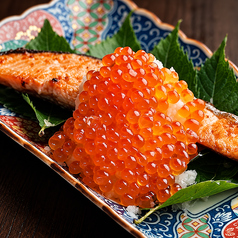 ■名物｜炭火炉端焼き×こぼれいくら！至高の海鮮逸品