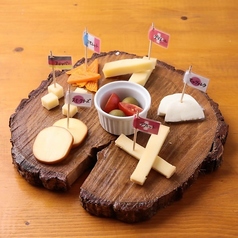 チーズの盛り合わせ の写真