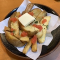料理メニュー写真&nbsp;ポテトフライ 明太子のせ