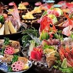 新鮮な海鮮料理から炭火の焼き鳥まで幅広い和食料理の完全個室居酒屋♪