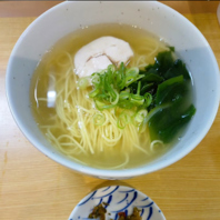 〆に最高な塩ラーメン。店長渾身の一杯です