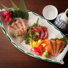 朝獲れで新鮮な海鮮も楽しめちゃいます！！