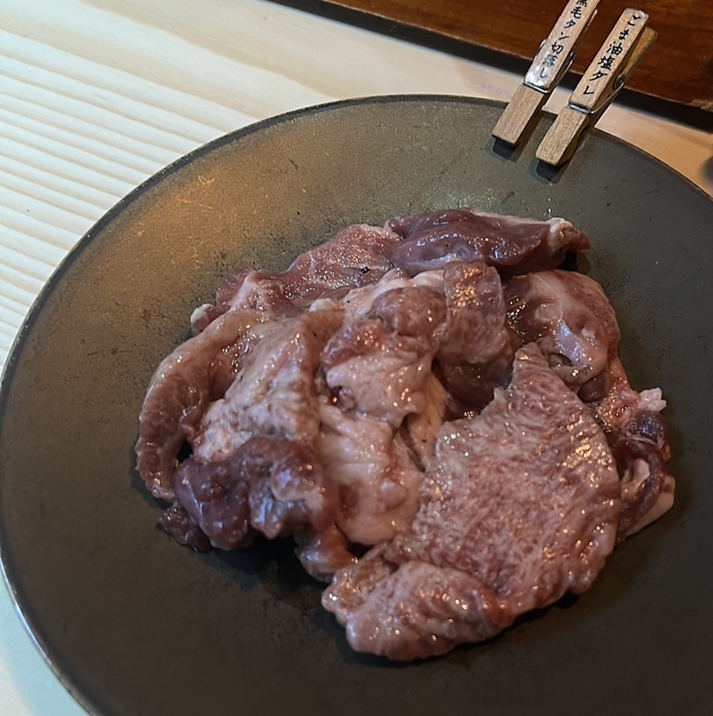 ホルモンまで信州にこだわった肉好き必見の焼肉専門店です。