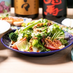 白胡麻スパイシーパクチーサラダ