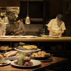 セダー ザ チョップハウスアンドバー CEDAR THE CHOP HOUSE&BARの特集写真