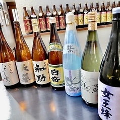こだわりの日本酒を25種類以上揃えております。