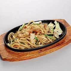 ホルモン焼うどん