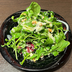 ルッコラとクルミのサラダ~ゴルゴンゾーラドレッシング~