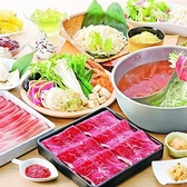 【国産黒毛和牛★】海に囲まれた自然豊かな環境、潮風をあびた草を餌として育った黒毛和牛は本当に美味しいんです!A5ランクのお肉は食材本来の味わいを味わっていただけるよう、シンプルな調理でご提供しています。最初の一口目はぜひ調味料などつけずにそのままお召し上がください!口の中に素材本来の旨味が広がります♪