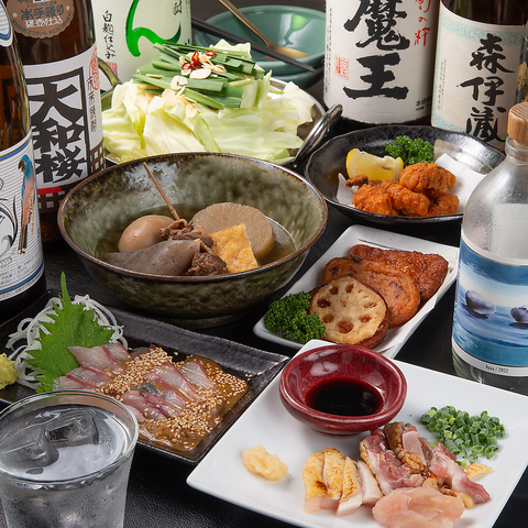 鹿児島と博多の美味しいお料理と、130種を超える豊富な焼酎が自慢の居酒屋☆