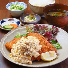 こだわりの定食 鮮魚のトッピングを