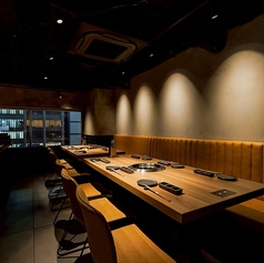 団体様用テーブル席【大阪/なんば/難波/心斎橋/韓国料理/焼肉/黒毛和牛/神戸牛/ランチ/昼飲み/ユッケ/サンナッチ/ユッケタンタンイ/タン/ハラミ/個室/誕生日/半個室/鍋/忘年会/新年会/宴会/寿司/なんばパークス/飲み放題/サムギョプサル/力丸/牛角/食べ放題/食べ飲み放題】