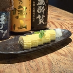 焼き鳥屋さんの本格だし巻き卵！優しい味わいをたっぷりとお楽しみください♪