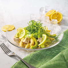 チキンとアボカドのねぎ塩冷製ペンネ