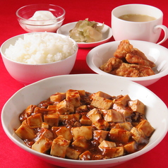 ボリューミーで大満足なランチメニュー！