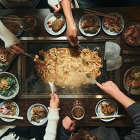 トッピング無制限☆上野もんじゃ＆お好み焼き食べ放題！