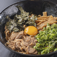 【〆に最適！和風だし香るボリューム満点の油そば】