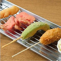 豊富な種類の串揚げ♪