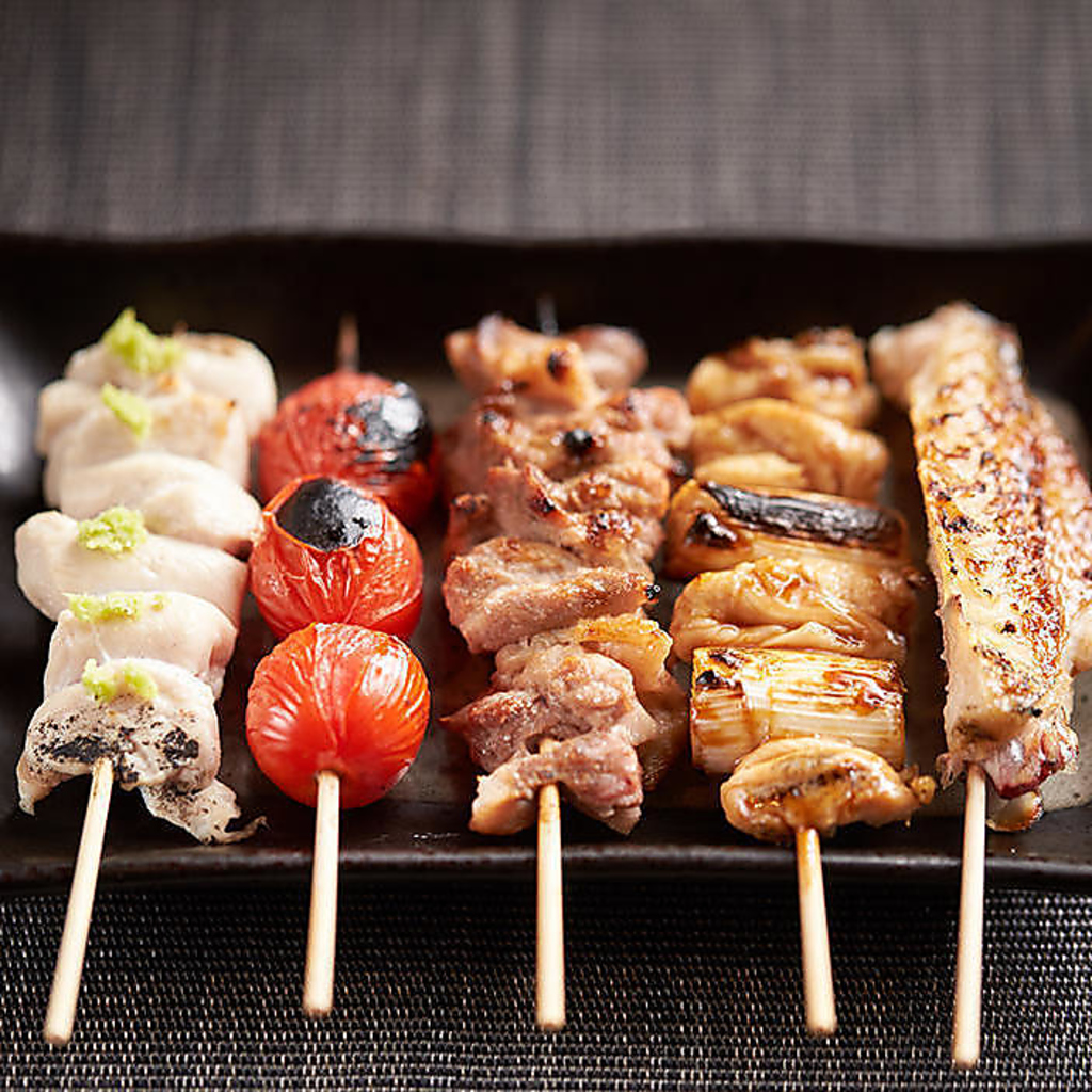 【新宿駅徒歩3分】素材にこだわった串焼き。焼き加減に自信あり！