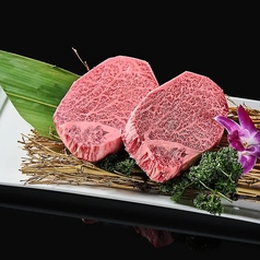 ヒレ(牛肉の部位で一番柔らかく、比較的脂肪が少ない部位になります。)