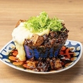 【定番からSNS映えまで！バラエティ豊富な絶品料理】王道の居酒屋メニューはもちろん、見た目も楽しいイマドキのトレンドメニューまで幅広く取り揃え！コスパ抜群の「食べ飲み放題」でのご利用はもちろん、お好きなものを自由に頼める単品注文も大歓迎です★ぜひお気に入りの味を見つけてみてください♪