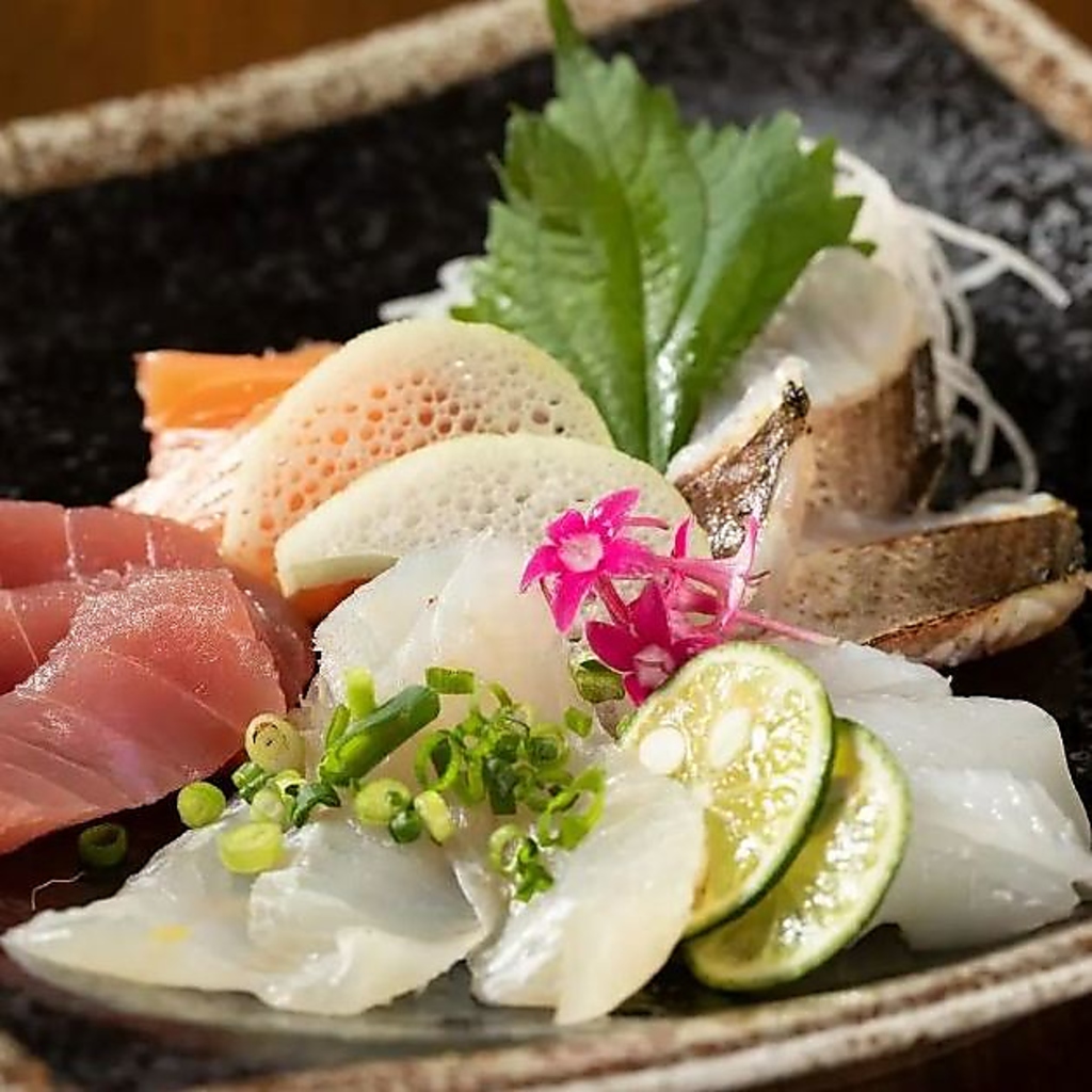 産地直送新鮮魚介◎当店は鮮魚に自信あり！店主厳選の上、旬の鮮魚を産地直送で仕入れております！