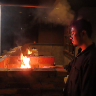 炭火が生み出す、至福のひと口！