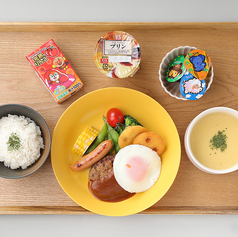 お子様目玉焼ハンバーグ