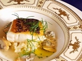 料理メニュー写真 【真鯛とリゾットの味のバランスが絶妙】天然真鯛のポワレリゾットとあさりのスープ仕立て