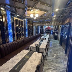 【テーブル席：２４名様席×１テーブル】