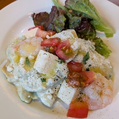 アボカドとえびのタルタル仕立て