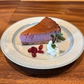 料理メニュー写真&nbsp;手間暇かけた紅芋ベイクドチーズケーキ