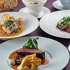 【THE MOMENT DINING】こだわり食材が楽しめる特別なフルコースPremier