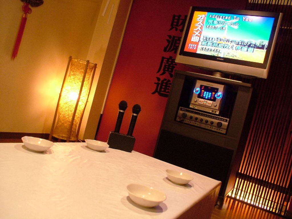 1日1組限定！最新の通信カラオケがご利用可能です。5名以上、人気な為ご予約はお早めに…