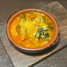 トリッパ・ギアラ・ほうれん草のトマト煮込み