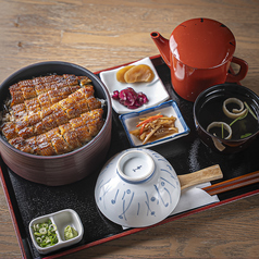 ひつまぶし(鰻1尾分・お吸い物・お漬物・薬味・おだし・ご飯320g)