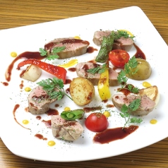 しっとり柔らかな食感「豚ヒレ肉のロースト」