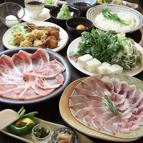 相模大野駅徒歩1分。旬な食材を用意した昼と夜で店内が変わるお店。