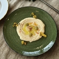 料理メニュー写真&nbsp;フムスとフェヌグリークの葉のチャパティ(Suitable for Vegetarians)