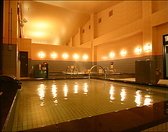 日本では希少である炭酸温泉を人工的に再現いたしました。血行、新陳代謝の促進・美容効果も期待できます。