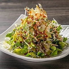 韓国風豆腐チョレギサラダ/カリカリベーコンと温泉卵のシーザーサラダ