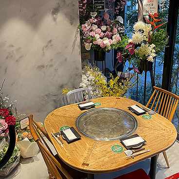 やきやき三輪 東京恵比寿店の雰囲気1