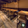 炭火焼鳥まこ家なんば3号店の雰囲気1