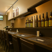 落ち着いてお食事ができる店内