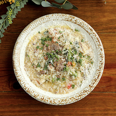 牛すじと菜の花のチーズリゾット